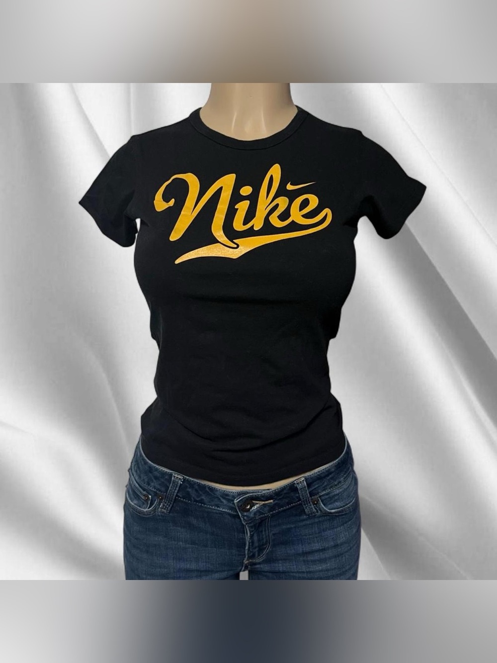 Y2K Nike Fitted T-Shirt